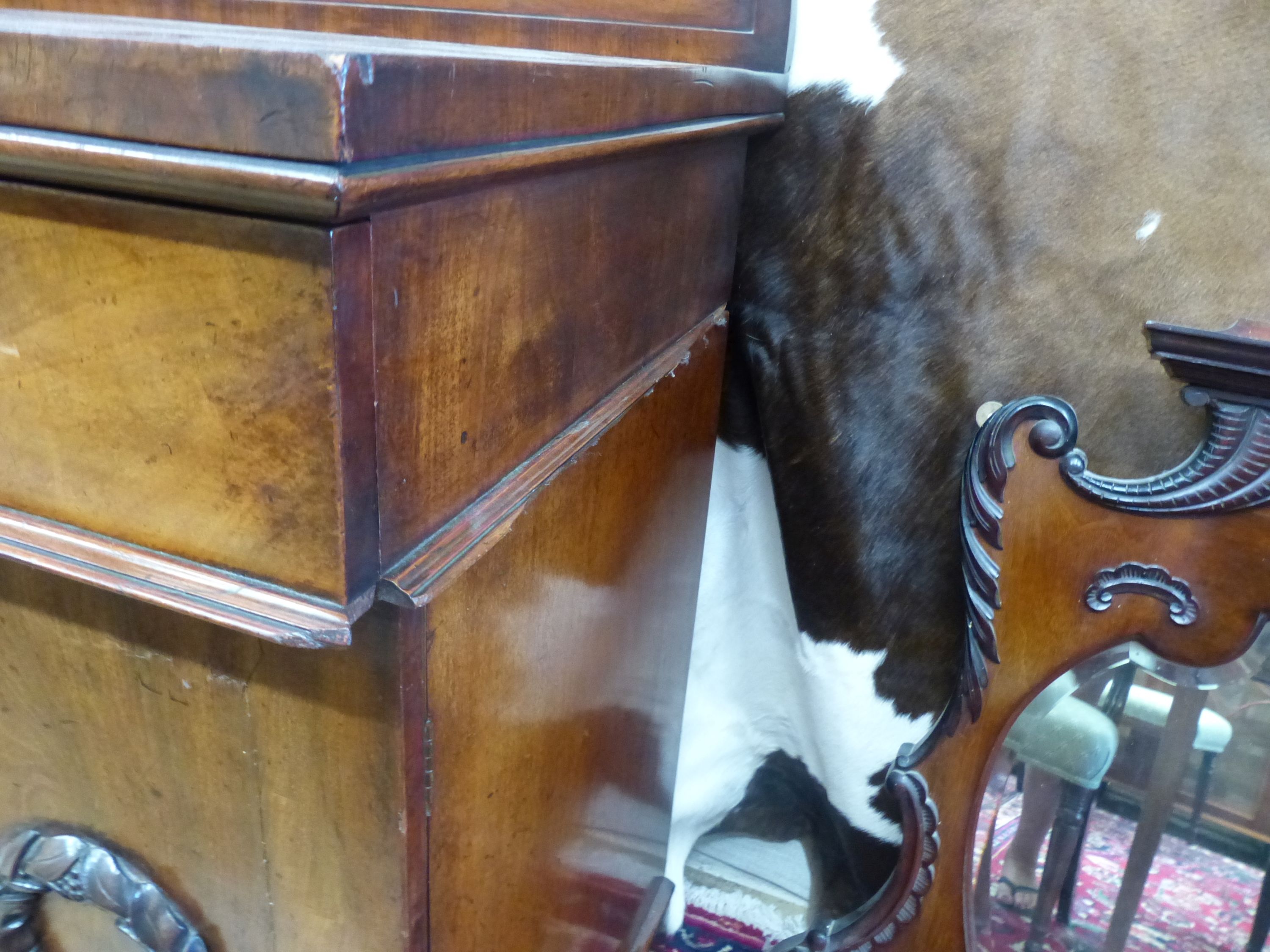 A Victorian mahogany break front pedestal sideboard, length 184cm, depth 56cm, height 125cm